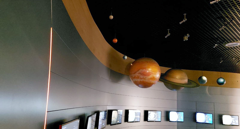 Museo Prato: corridoio planetario