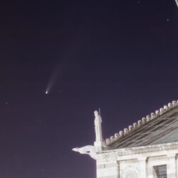 Piazza dei Miracoli - Cometa Neowise